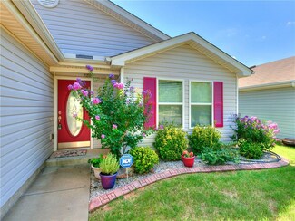 14600 Marbleleaf Dr, Edmond, OK 73013