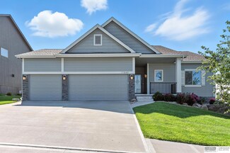 17849 Tibbles St, Omaha, NE 68116