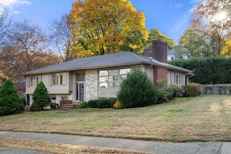 23 Priscilla Cir, Wellesley Hills, MA 02481