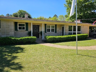819 Abbiegail Dr, Tallahassee, FL 32303
