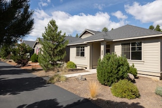 51844 Hollinshead Place, La Pine, OR 97739