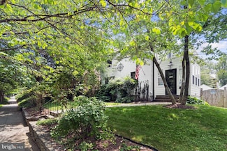 4420 Chesapeake St NW, Washington, DC 20016