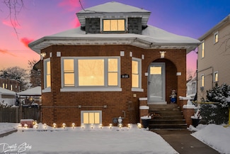 816 S 14th Ave, Maywood, IL 60153