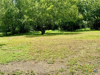 2109 N Jecker St, Victoria, TX 77901