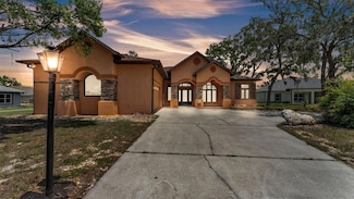 5370 Boxtree Ct, Dade City, FL 33523