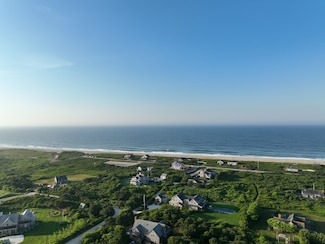 62 Nobadeer Ave, Nantucket, MA 02554