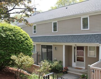 58 Fifer Ln, Lexington, MA 02420