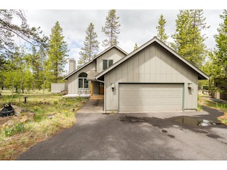 17692 Rogue Ln, Sunriver, OR 97707