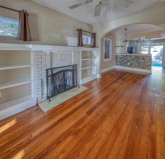 524 S K St, Lake Worth, FL 33460