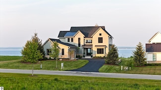15722 Waters Edge Dr, Traverse City, MI 49686