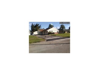 2929 Roosevelt Dr, Youngstown, OH 44504