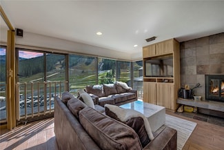 104 Wheeler Place Unit 411, Frisco, CO 80443