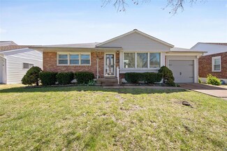 7130 Coronado Ave, Saint Louis, MO 63116
