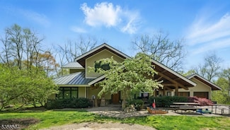 44 Mount Pleasant Rd, Columbia, NJ 07832