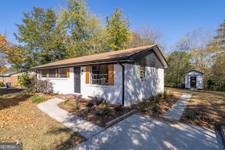 511 Lee Byrd Rd, Loganville, GA 30052