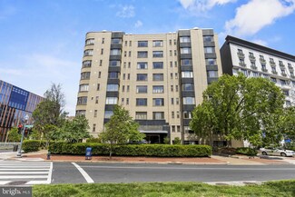 1 Scott Cir NW Unit 815, Washington, DC 20036