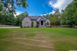 4188 Serene Dr, Bauxite, AR 72011