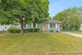 3639 Goodman Ave SW, Wyoming, MI 49519