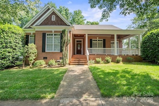 320 Magnolia St, Davidson, NC 28036