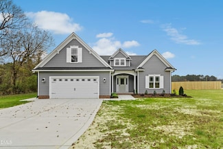 636 Tart Town Rd, Dunn, NC 28334