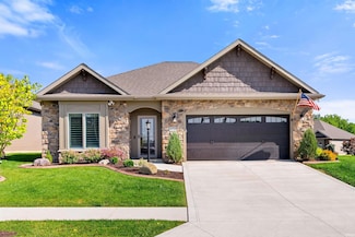 979 Songbird Ct, Fort Wayne, IN 46825