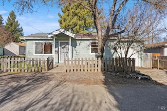 98 Harms Ln, Willits, CA 95490