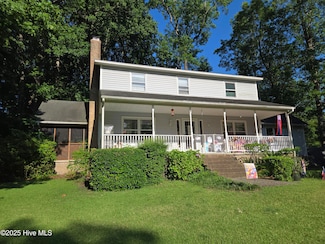 101 Hughes Ln, New Bern, NC 28560