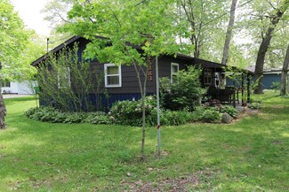 95383 Center St, Dowagiac, MI 49047