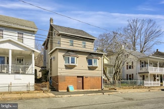 209 E Broad St, Williamstown, PA 17098