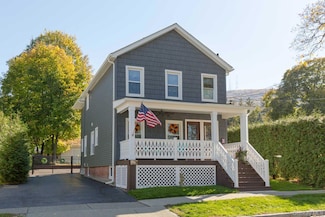 95 Washington Ave, Beacon, NY 12508