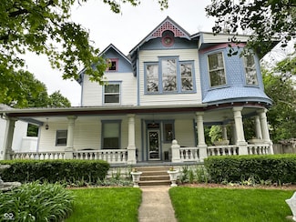 733 E Washington St, Greencastle, IN 46135