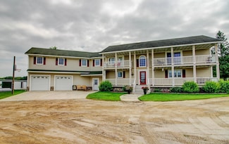 58452 110th St, Menahga, MN 56464