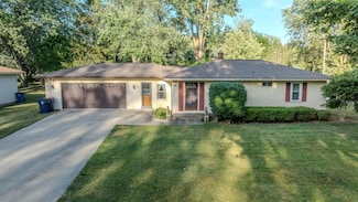 109 Grandview Ave, Holland, MI 49423