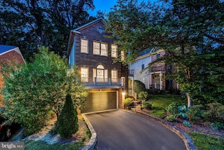 6732 Baron Rd, McLean, VA 22101