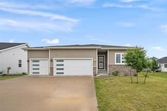 5397 Brook View Ave, Des Moines, IA 50317