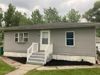 2749 New Hampshire St, Lake Station, IN 46405
