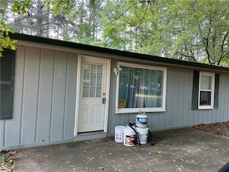 177 Sawyer Ln, Hartwell, GA 30643