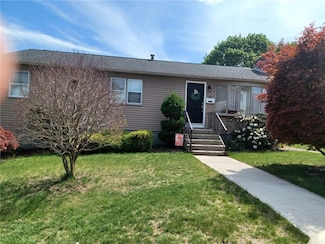 59 Columbus Ave, North Providence, RI 02911
