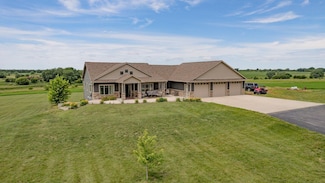 2173 230th St, Milford, IA 51351