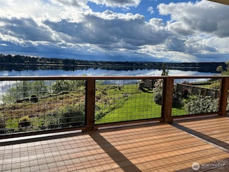 6849 Boston Harbor Ext Rd NE, Olympia, WA 98506