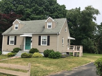5 Kendal Dr, Woburn, MA 01801