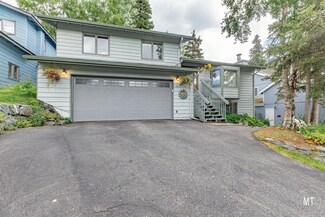 12911 Wellsford Cir, Anchorage, AK 99516