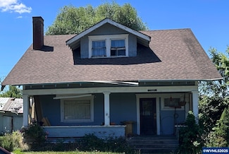 1387 W 4th St, Halsey, OR 97348