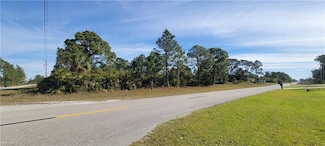 919 Nimitz Blvd, Lehigh Acres, FL 33974