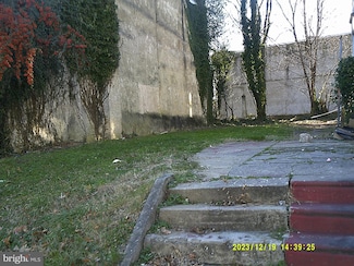1424 S 58th St, Philadelphia, PA 19143