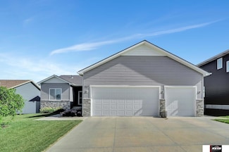 5110 W Gary Gately St, Lincoln, NE 68528