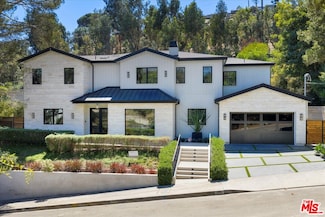 1319 Marinette Rd, Pacific Palisades, CA 90272