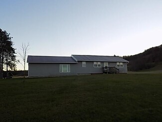 445 Lindsay Run Rd, Spring Church, PA 15686
