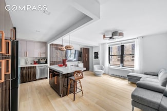 201 W 74th St Unit 8G, New York, NY 10023