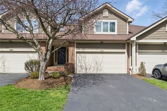 1103 Hillsboro Cove Cir, Webster, NY 14580